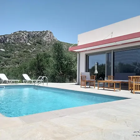 Olive Garden Costa Navarino